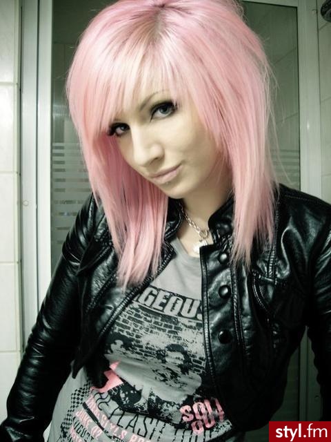 EMO Alternatywne Średnie Fryzury