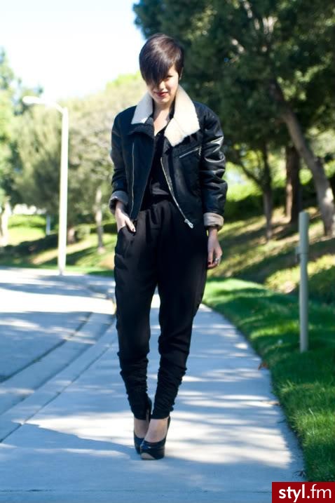 Jeżeli zdjęcie znajduje się już w galerii poproszę o link - Moda uliczna Inne Moda