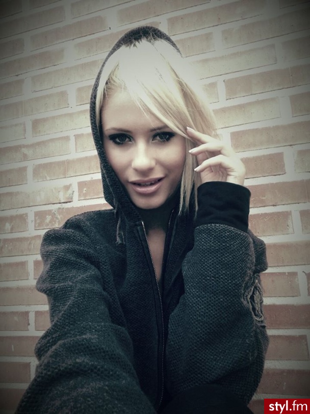 Blond Rozpuszczone Proste Na co dzień Średnie Fryzury