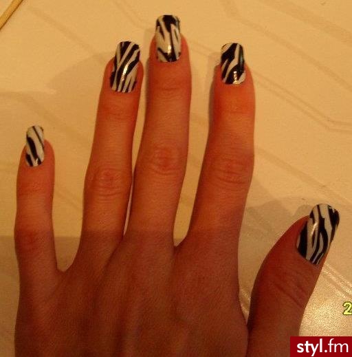zebra naklejki MINXY - Kwadratowe French Żel Paznokcie