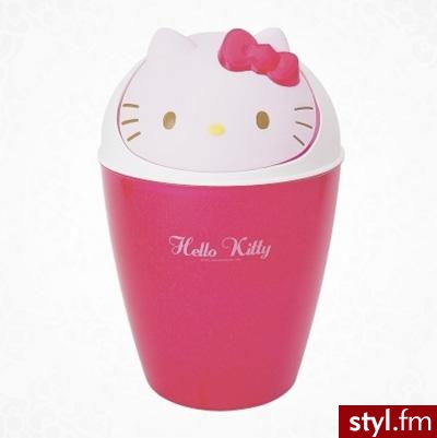 Kosz na śmieci z Hello Kitty. Nie lubię (!) tego kocura, ale sam kosz wydał mi się słodki ;) Cena: $28.50 - Misz-masz