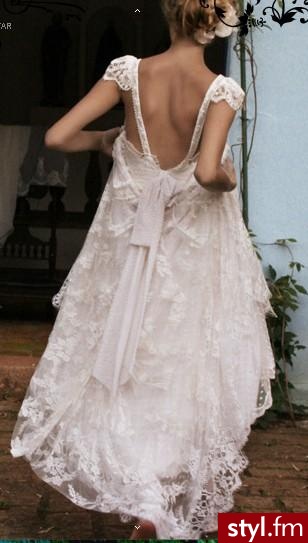 Sukienki Moda