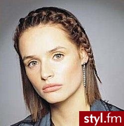 Średnie Fryzury