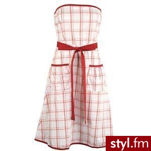 sukieneczka  
nadaje się na jakieś wyjście na łąke lub pinik a może przyjęcie w ogrodzie :] moim zdaniem śliczne kolory i krój ;) - Pozostałe Ciuchy Moda