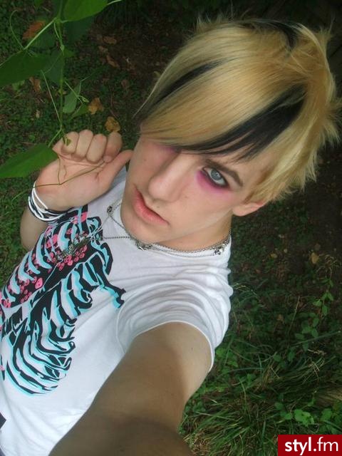 EMO Alternatywne Średnie Fryzury