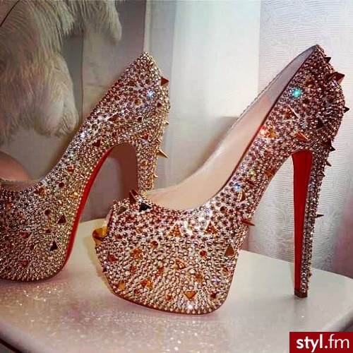 Szpilki Buty Moda