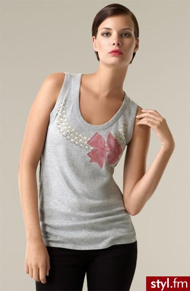 top D&G. top D&G. Cena: około 471 zł

Kupisz w sklepie internetowym Nordstrom - Pozostałe Ciuchy Moda