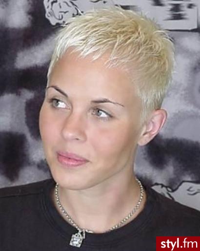  - Krótkie Fryzury