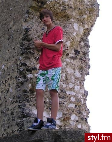 ·٠•● petrified boy ●•٠· - Pozostałe Ciuchy Moda