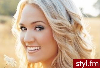 Blond Rozpuszczone Proste Na co dzień Średnie Fryzury