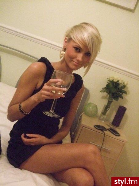 Średnie Fryzury