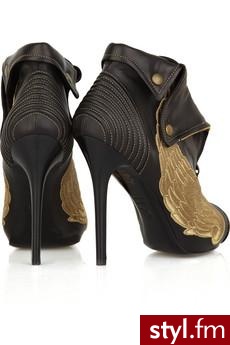 buty. Alexander McQueen
€863.76 - Pozostałe Buty Moda