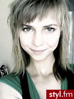 Średnie Fryzury