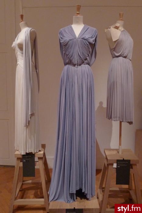 Sukienki Moda