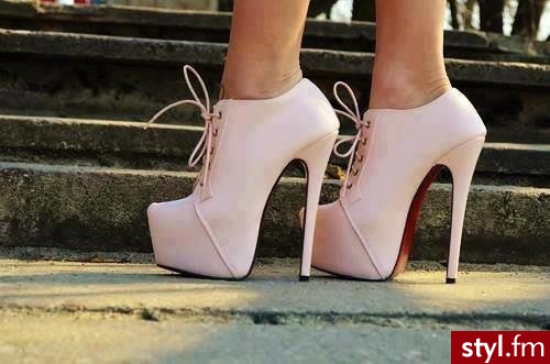 Szpilki Buty Moda