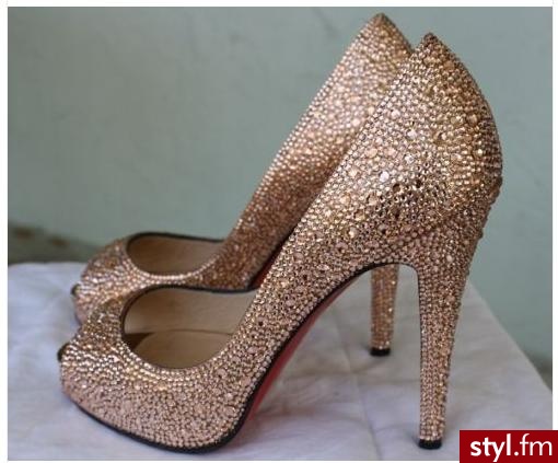 Szpilki Buty Moda