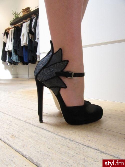 Pozostałe Buty Moda
