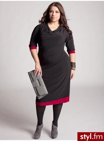 Sukienki Moda