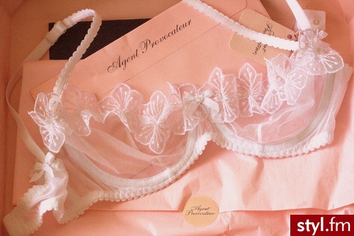 Biustonosze Bielizna Moda