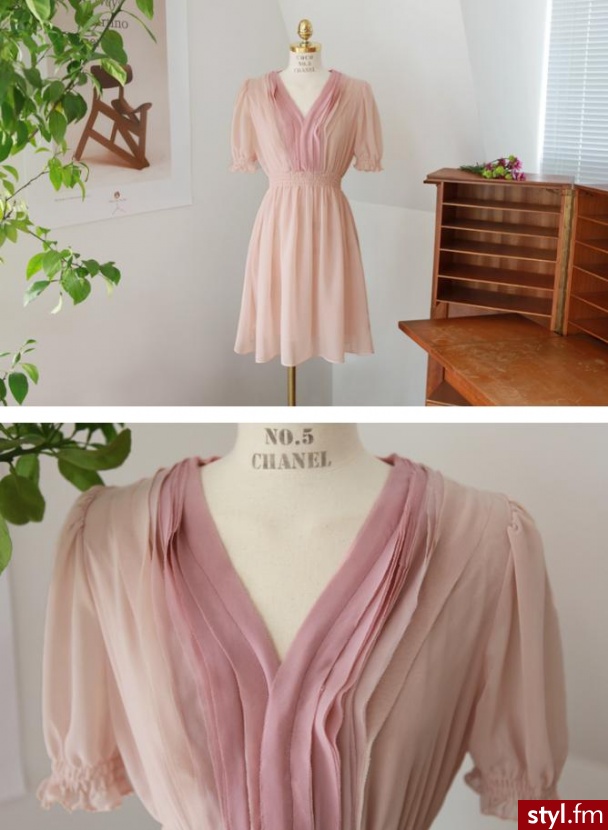 Sukienki Moda