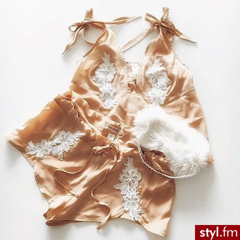 Komplety Bielizna Moda