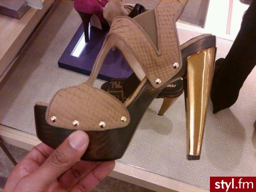 Pozostałe Buty Moda