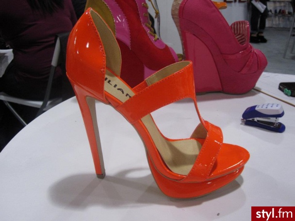 Szpilki Buty Moda