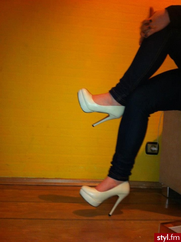 Szpilki Buty Moda