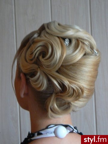 Blond Upięcie Kręcone Ślubne Długie Fryzury