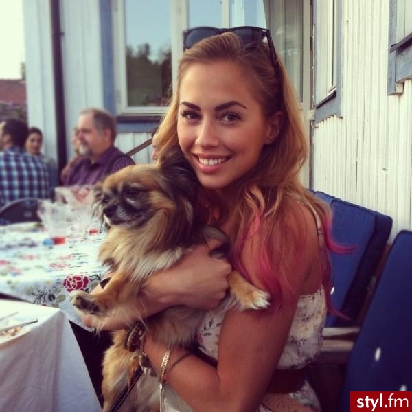 Blond Rozpuszczone Kręcone Na co dzień Średnie Fryzury