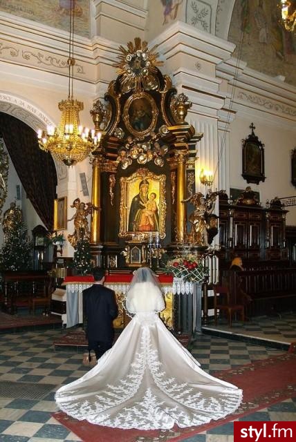 znalezione w necie jak cos pisać :) - Suknie ślubne Ślub Moda