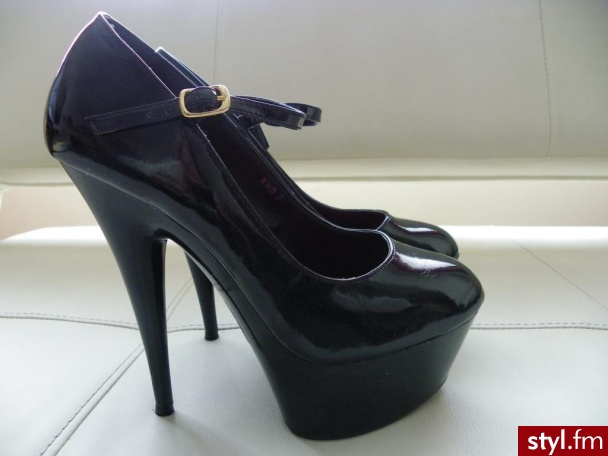 Szpilki Buty Moda