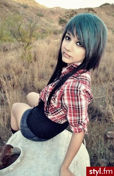 EMO Alternatywne Średnie Fryzury