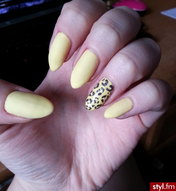 Naturalne Paznokcie