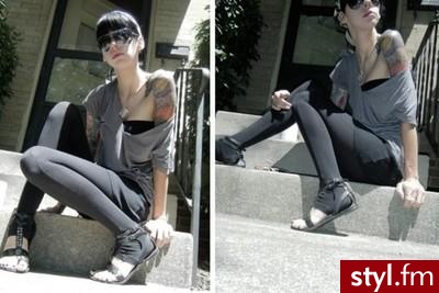 Jeżeli zdjęcie znajduje się już w galerii poproszę o link - Moda uliczna Inne Moda
