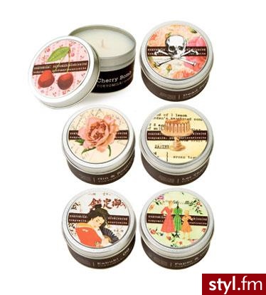 Świeczki od TokyoMilk. Dostępne takie zapachy jak wanilia, czekolada, jaśmin czy liczi. Cena: $14 - Misz-masz