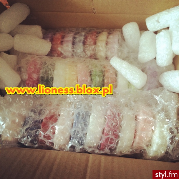 http://lioness.blox.pl/2014/04/Moje-Nowosci-27-Woskow-Zapachowych-YANKEE-CANDLE.html - Misz-masz