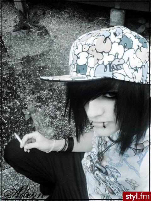 Adeon. *.* - EMO Alternatywne Średnie Fryzury