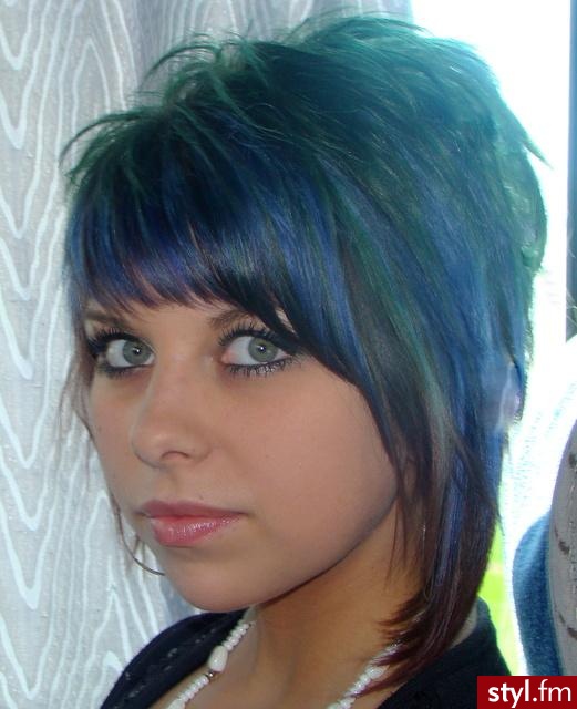 Salon Fryzjerski ,,Gabriela''Kahles Gabriela - Punk Rock Alternatywne Średnie Fryzury