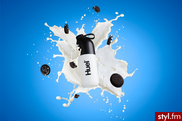 Huel, marka pełnowartościowej żywności zaprezentowała nowy smak linii Black Edition: Ciasteczka z kremem. Nowy shake jest gęsty. Przepyszny. O bogatym składzie. A do tego z całą masą witamin i składników mineralnych. W cenie 9,56 zł za posiłek. - Kuchnia