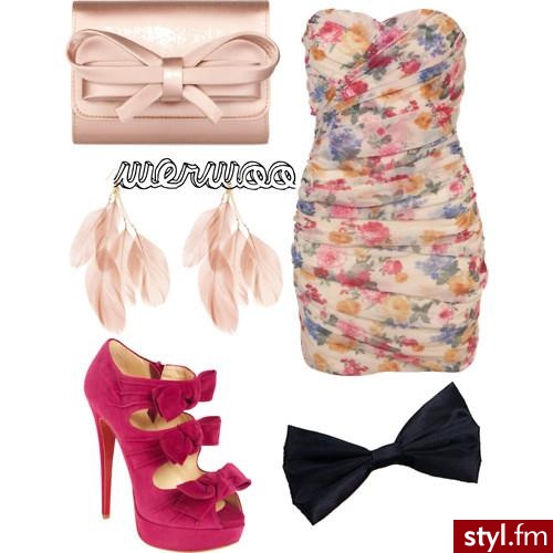 Sukienki Moda