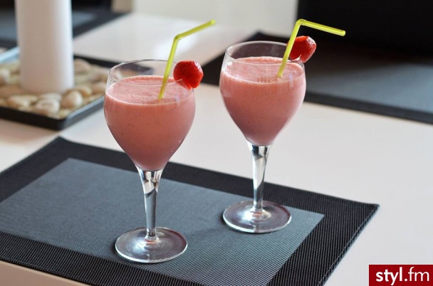 Strawberry Smoothie - Kuchnia