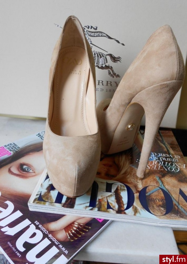Szpilki Buty Moda