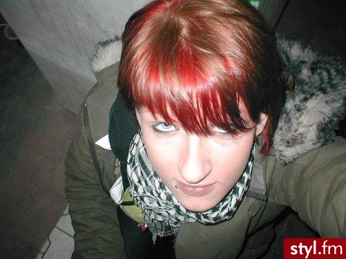 Średnie Fryzury