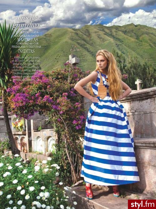 Sukienki Moda