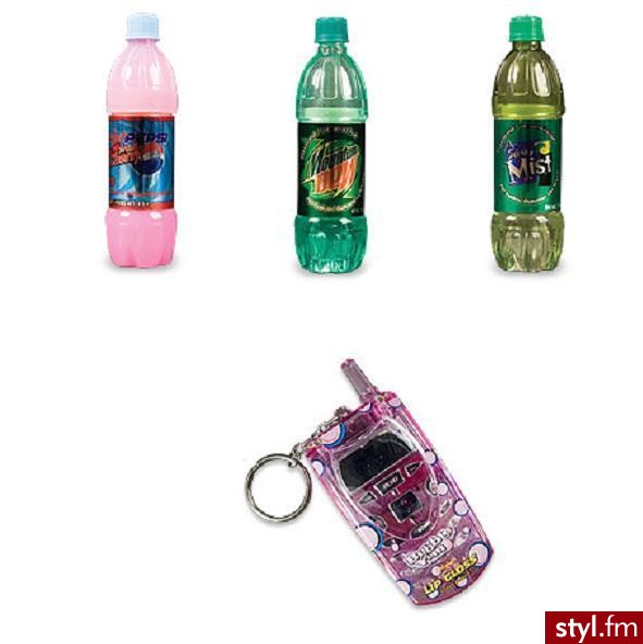 Niech was nie zwodzi pierwsze wrażenie, są to 
lip gloss'es czyli oczywiście błyszczki o smakach: 
Pepsi, Mountain Dew, Sierra Mist, i ten w telefonie Gumy do Żucia. - Gadżety Inne Moda