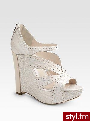 buty. Dior
Jeżeli już jest proszę o link - Pozostałe Buty Moda