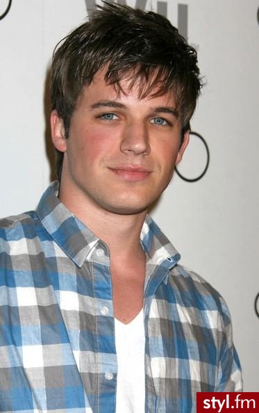 Matt Lanter - Średnie Męskie Fryzury