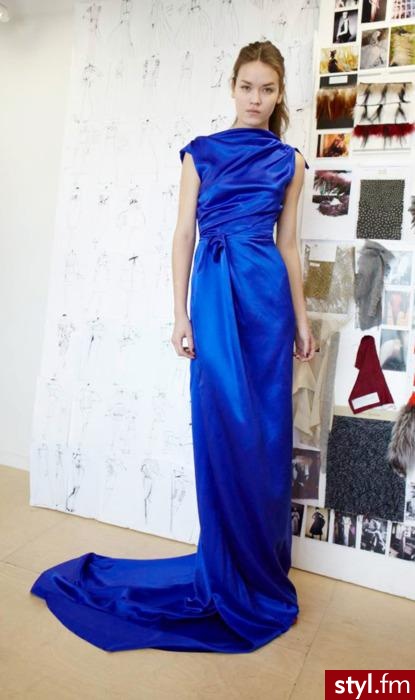Sukienki Moda