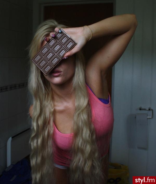 Blond Rozpuszczone Kręcone z grzywką Na co dzień Długie Fryzury